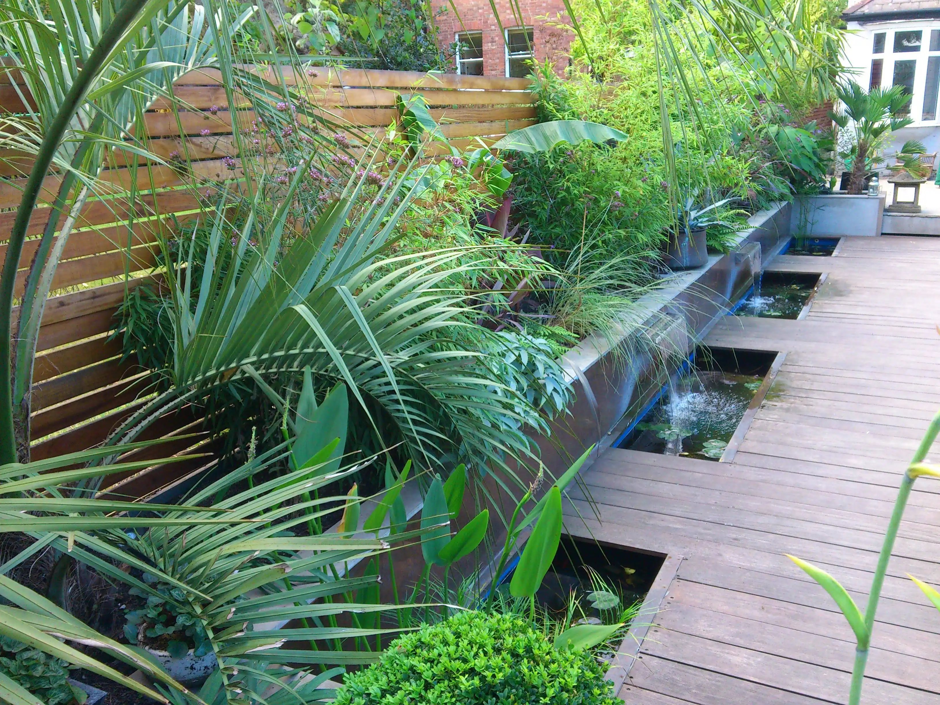 Planter 6